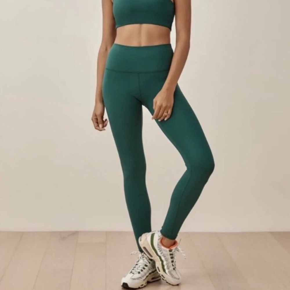 BLACK FRIDAY DISCOUNT!!! 
Reformation EcoMove Medium Leggings. Pine/Teal.
